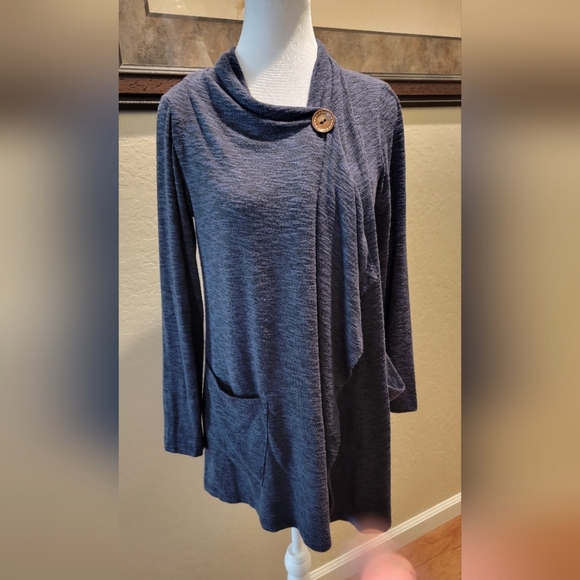 Bobeau Wrap Cardigan - Generous Size S - Picture 2 of 7